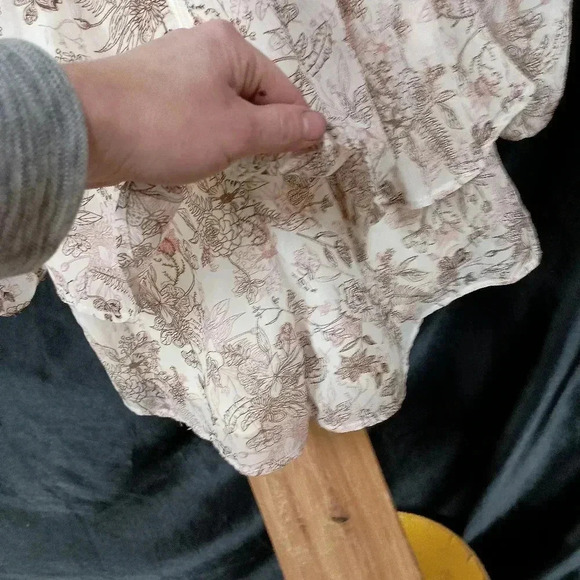 Long sleeve size small jumpsuit floral papaya brand - Picture 11 of 12